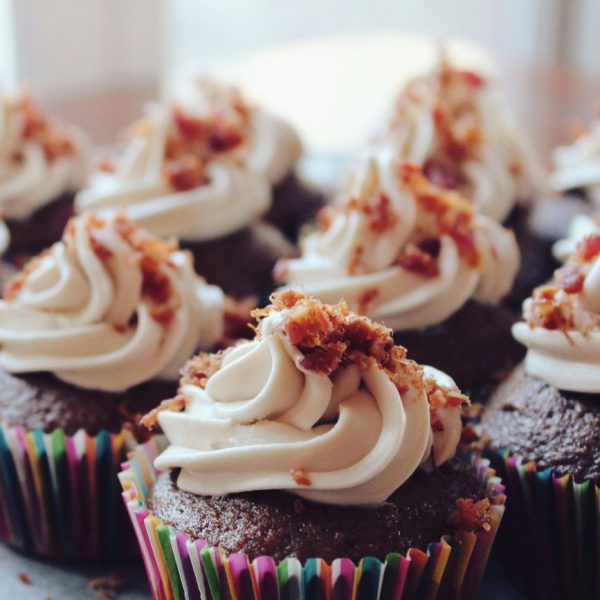 dolci aziendali catering per feste azienda dolce personalizzato logo societa